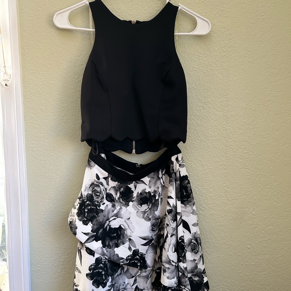 2 PIECE BLACK & WHITE DRESS